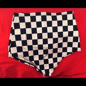 checkered print shorts